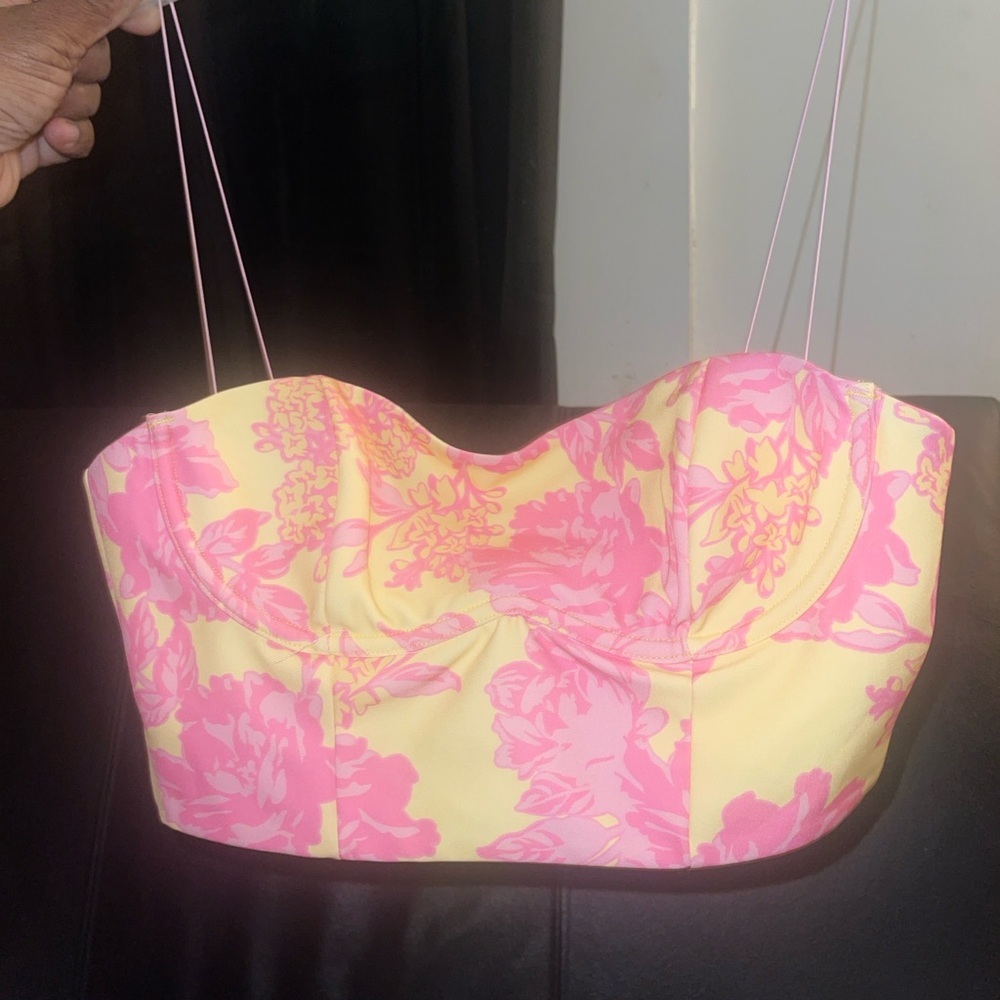 White Fox Spaghetti Strap Floral Pink and Yellow Crop Top Size Small NWOT